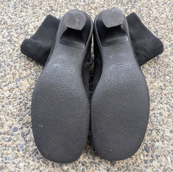 La CANADIENNE Black Suede Waterproof Zip Boots - Picture 5 of 7